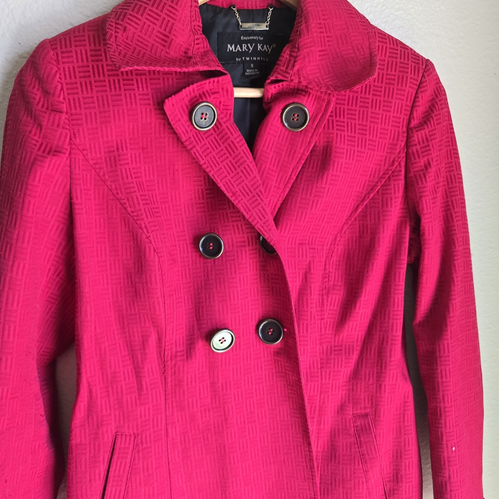 Mary Kay By Twinhill Womens Red Trench Coat. Made exclusively for Mary Kay - Picture 10 of 16